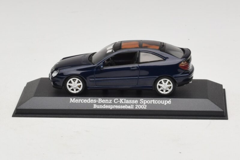 Mercedes C-Class Sportscoupe CL203 Blue Metallic Bundespressball Minichamps 1:43 Mercedes C-Class Sportscoupe CL203 Blue Metallic Bundespressball Minichamps 1:43 MB010 Diecast