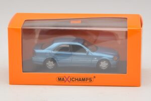 Mercedes C-Class W202 Blue Metallic Maxichamps 1:43 940037060 Diecast - image 5 of 5