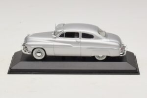 Mercury Monterey Silver Minichamps 1:43 Mercury Monterey Silver Minichamps 1:43 400082404 Diecast