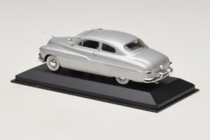 Mercury Monterey Silver Minichamps 1:43 400082404 Diecast - image 3 of 5