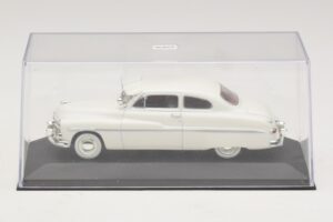 Mercury Monterey White Minichamps 1:43 400082401 Diecast - image 4 of 5
