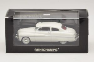 Mercury Monterey White Minichamps 1:43 400082401 Diecast - image 5 of 5