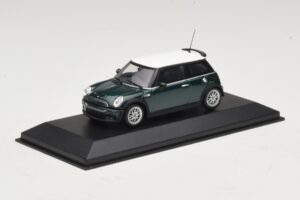 Mini Cooper One R50 Aero Green With White Roof Minichamps 1:43 MINI011 Diecast - image 2 of 5