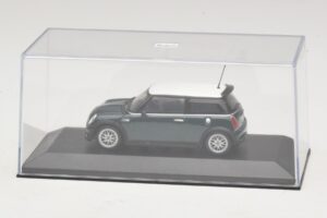 Mini Cooper One R50 Aero Green With White Roof Minichamps 1:43 MINI011 Diecast - image 4 of 5