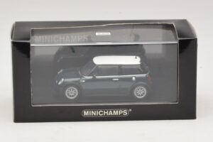 Mini Cooper One R50 Aero Green With White Roof Minichamps 1:43 MINI011 Diecast - image 5 of 5