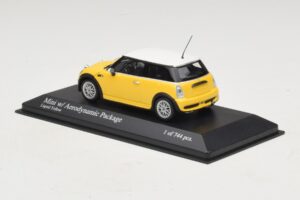Mini Cooper One R50 With Aero Package Yellow Minichamps 1:43 431138274 Diecast - image 3 of 4