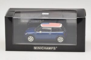 Mini Cooper S R53 Blue With American Flag Minichamps 1:43 MINI014 Diecast - image 5 of 5