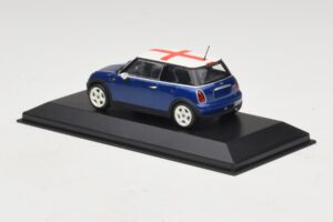 Mini Cooper S R53 Blue With English Flag Minichamps 1:43 MINI012 Diecast - image 3 of 5