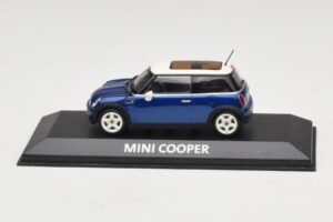 Mini Cooper S R53 Dark Blue With Panoramic Roof Minichamps 1:43 MINI021 Diecast