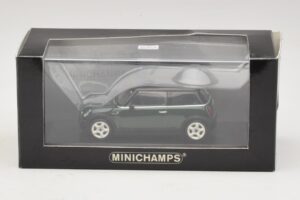 Mini Cooper S R53 Dark Green With Black Roof Minichamps 1:43 MINI023 Diecast - image 5 of 5