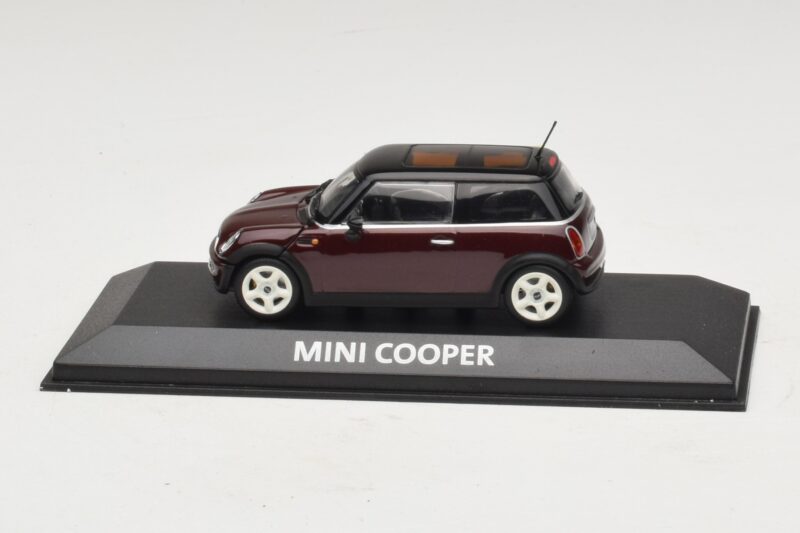 Mini Cooper S R53 Dark Red With Black Roof Minichamps 1:43 MINI028 Diecast