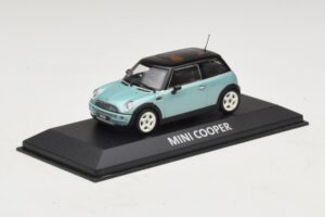 Mini Cooper S R53 Light Blue Metallic With Black Roof Minichamps 1:43 MINI030 Diecast - image 2 of 4