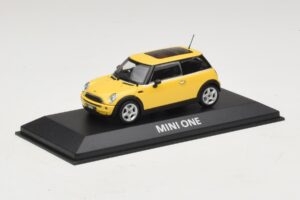 Mini Cooper S R53 Liquid Yellow With Panoramic Roof Minichamps 1:43 MINI013 Diecast - image 2 of 4