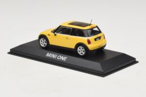 Mini Cooper S R53 Liquid Yellow With Panoramic Roof Minichamps 1:43 MINI013 Diecast - image 3 of 4