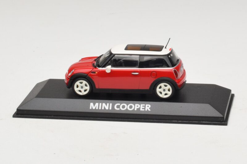 Mini Cooper S R53 Red With Panoramic Roof Minichamps 1:43 MINI024 Diecast