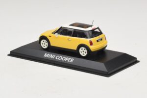 Mini Cooper S R53 Yellow With Yellow Panoramic Roof Minichamps 1:43 MINI029 Diecast - image 3 of 4