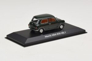 Morris Mini 850 Mk1 Green Maxichamps 1:43 940138601 Diecast - image 2 of 5
