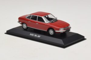 NSU Ro 80 Red Maxichamps 1:43 940015402 Diecast - image 3 of 5