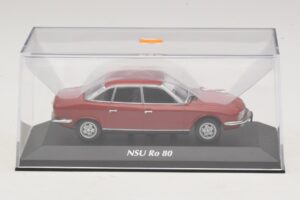 NSU Ro 80 Red Maxichamps 1:43 940015402 Diecast - image 4 of 5