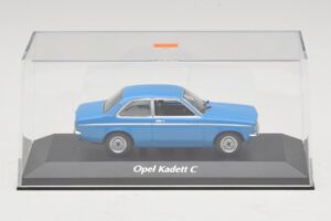 Opel Kadett C Blue Maxichamps 1:43 940045601 Diecast - image 4 of 5