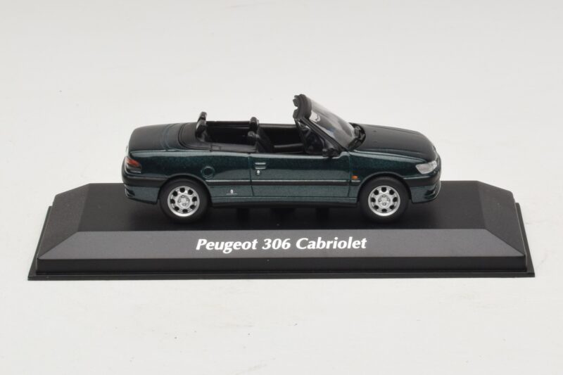 Peugeot 306 Cabriolet Green Metallic Maxichamps 1:43 Peugeot 306 Cabriolet Green Metallic Maxichamps 1:43 940112833 Diecast