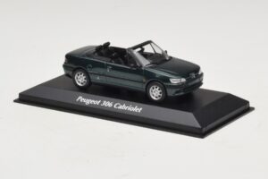 Peugeot 306 Cabriolet Green Metallic Maxichamps 1:43 940112833 Diecast - image 3 of 5