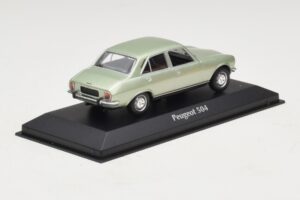 Peugeot 504 Light Green Metallic Maxichamps 1:43 940112501 Diecast - image 2 of 5