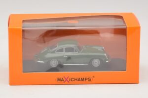 Porsche 356C Carrera 2 Dark Green Maxichamps 1:43 940062360 Diecast - image 5 of 5