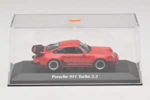 Porsche 911 930 Turbo 3.3 Red Maxichamps 1:43 940069000 Diecast - image 4 of 5