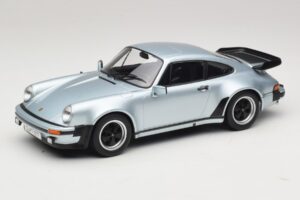 Porsche 911 930 Turbo 3.3 Silver KK-Scale 1:18 KKDC181444 Diecast