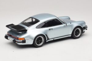 Porsche 911 930 Turbo 3.3 Silver KK-Scale 1:18 KKDC181444 Diecast - image 2 of 6