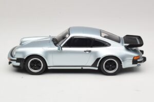 Porsche 911 930 Turbo 3.3 Silver KK-Scale 1:18 KKDC181444 Diecast - image 3 of 6