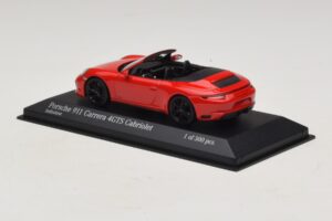 Porsche 911 991.1 Carrera 4 GTS Cabriolet Red Minichamps 1:43 410067330 Diecast - image 3 of 5