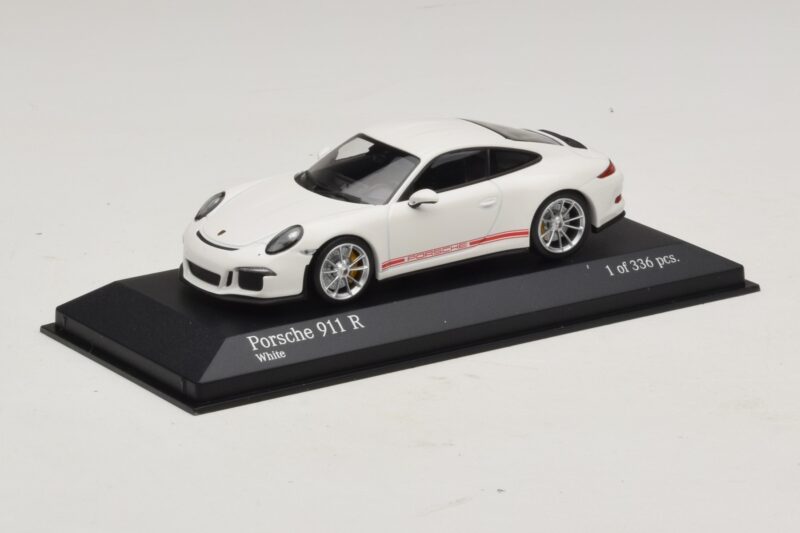 Porsche 911 991.1 R White With Red Stripes Minichamps 1:43 Porsche 911 991.1 R White With Red Stripes Minichamps 1:43 410066220 Diecast