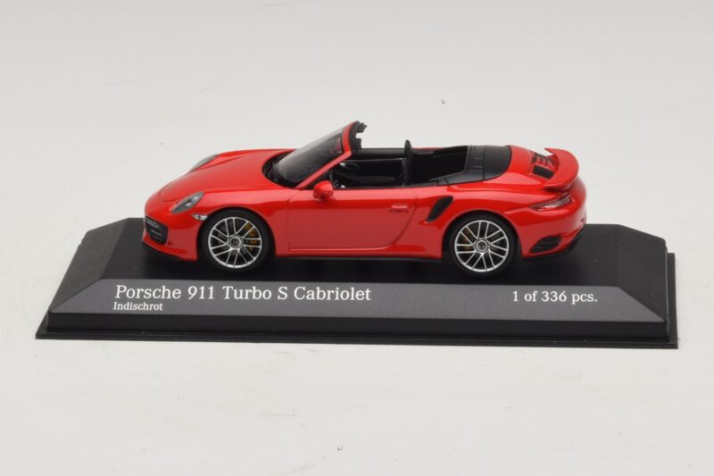 Porsche 911 991.1 Turbo S Cabriolet Red Minichamps 1:43 410067180 Diecast