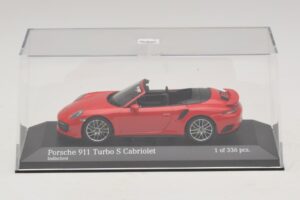 Porsche 911 991.1 Turbo S Cabriolet Red Minichamps 1:43 410067180 Diecast - image 4 of 5