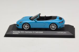 Porsche 911 991.2 Carrera 4 Cabriolet Blue Minichamps 1:43 410067232 Diecast