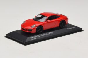 Porsche 911 991.2 Carrera 4 GTS Red Minichamps 1:43 410067320 Diecast - image 2 of 5