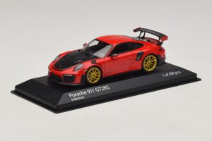 Porsche 911 991.2 GT2 RS Red Minichamps 1:43 410067227 Diecast - image 2 of 5