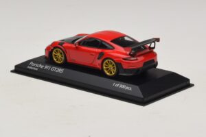 Porsche 911 991.2 GT2 RS Red Minichamps 1:43 410067227 Diecast - image 3 of 5