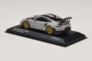 Porsche 911 991.2 GT2 RS Weissach Package Chalk Minichamps 1:43 410067220 Diecast - image 3 of 5