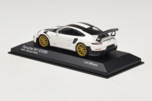 Porsche 911 991.2 GT2 RS Weissach Package White Minichamps 1:43 410067222 Diecast - image 3 of 5