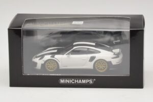 Porsche 911 991.2 GT2 RS Weissach Package White Minichamps 1:43 410067222 Diecast - image 5 of 5