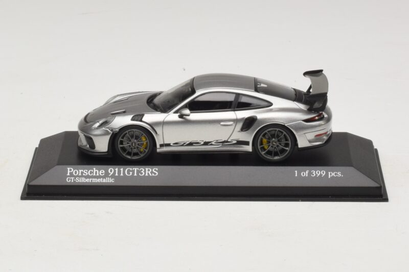 Porsche 911 991.2 GT3 RS Silver Minichamps 1:43 410067020 Diecast