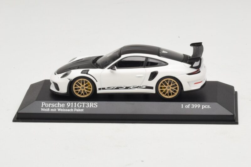 Porsche 911 991.2 GT3 RS White With Weissach Package Minichamps 1:43 Porsche 911 991.2 GT3 RS White With Weissach Package Minichamps 1:43 410067022 Diecast