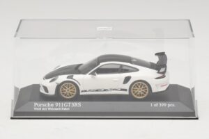 Porsche 911 991.2 GT3 RS White With Weissach Package Minichamps 1:43 410067022 Diecast - image 4 of 5