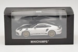 Porsche 911 991.2 GT3 RS White With Weissach Package Minichamps 1:43 410067022 Diecast - image 5 of 5