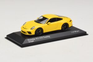 Porsche 911 991.2 GT3 Touring Yellow Minichamps 1:43 410067421 Diecast - image 2 of 5