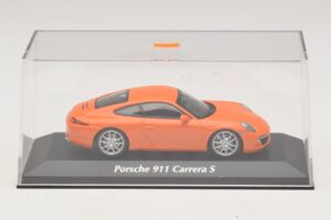 Porsche 911 991 Carrera S Orange Maxichamps 1:43 940060221 Diecast - image 4 of 5
