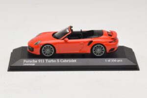 Porsche 911 991 Turbo S Cabriolet Orange Minichamps 1:43 410067181 Diecast